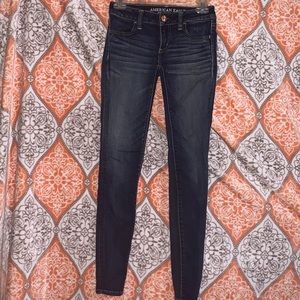 🦅AMERICAN EAGLE OUTFITTERS SUPER LOW RISE JEGGING